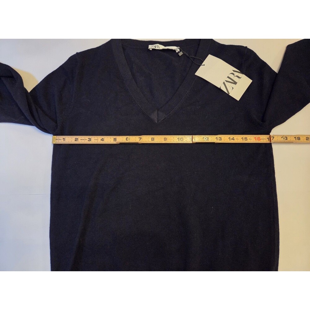 ZARA Black V-Neck Knit Sweater Women’s Size Large NWT Lightweight Minimalist - Picture 6 of 8